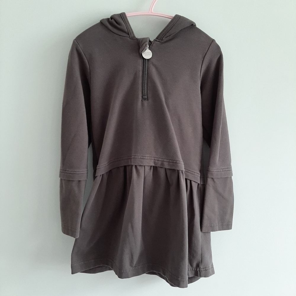 𝅺Peekaboo Beans Hooded Gemstone Dress size 4